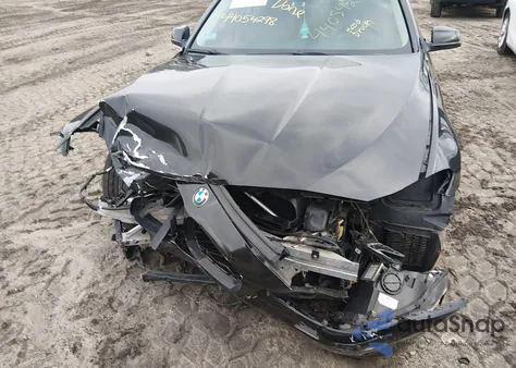 2012 BMW 528I xDrive z USA, uszkodzony, nr VIN WBAXH5C56CDW05131